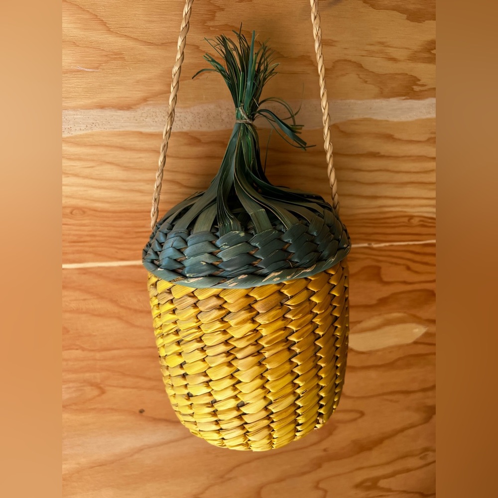 Pineapple Straw bag handwoven